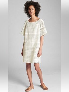 GAP Optic White Lace Overlay Shift Dress